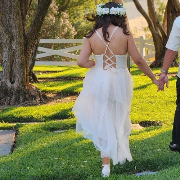 Selfie Leslie White Sleeveless High Low Sundress for Brides - Picture 2 of 2
